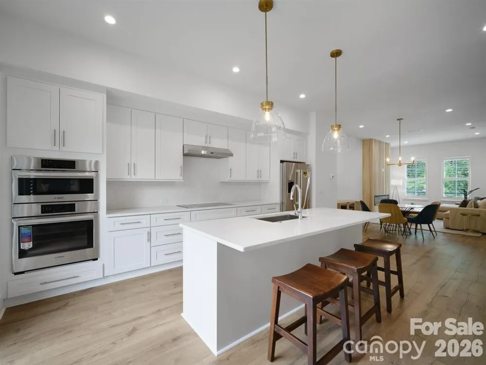 2516 Park Rose Lane #15 Charlotte, NC 28204