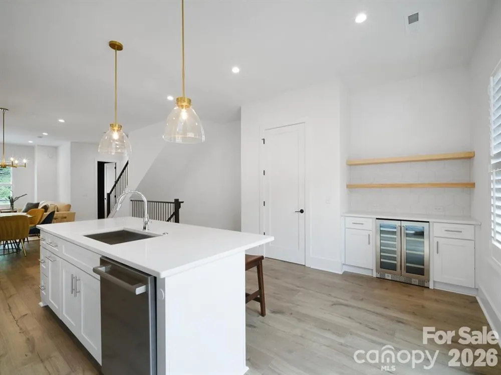 2516 Park Rose Lane #15 Charlotte, NC 28204