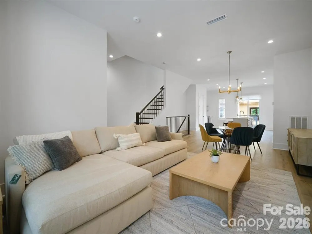 2516 Park Rose Lane #15 Charlotte, NC 28204