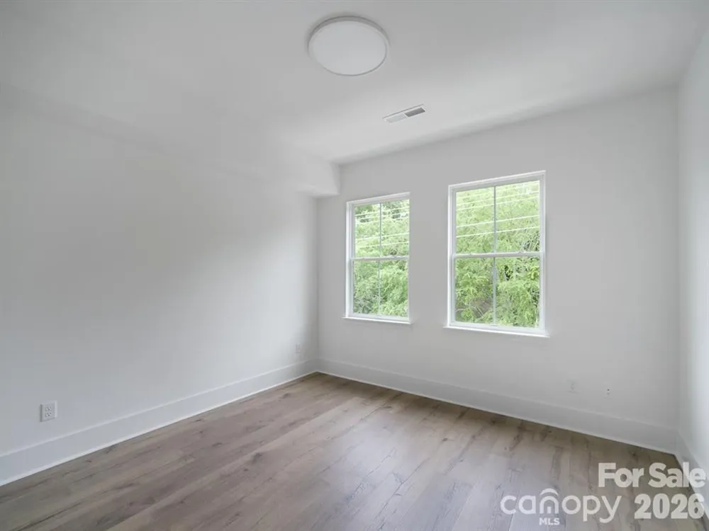 2516 Park Rose Lane #15 Charlotte, NC 28204