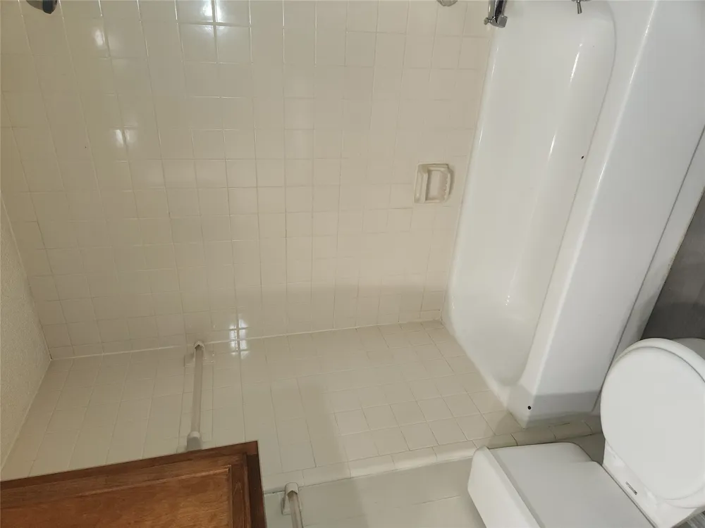 11125 E 17 PLACE Tulsa, OK 74129
