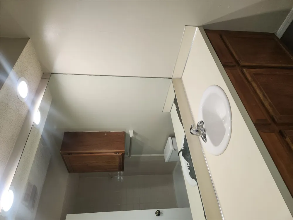 11125 E 17 PLACE Tulsa, OK 74129