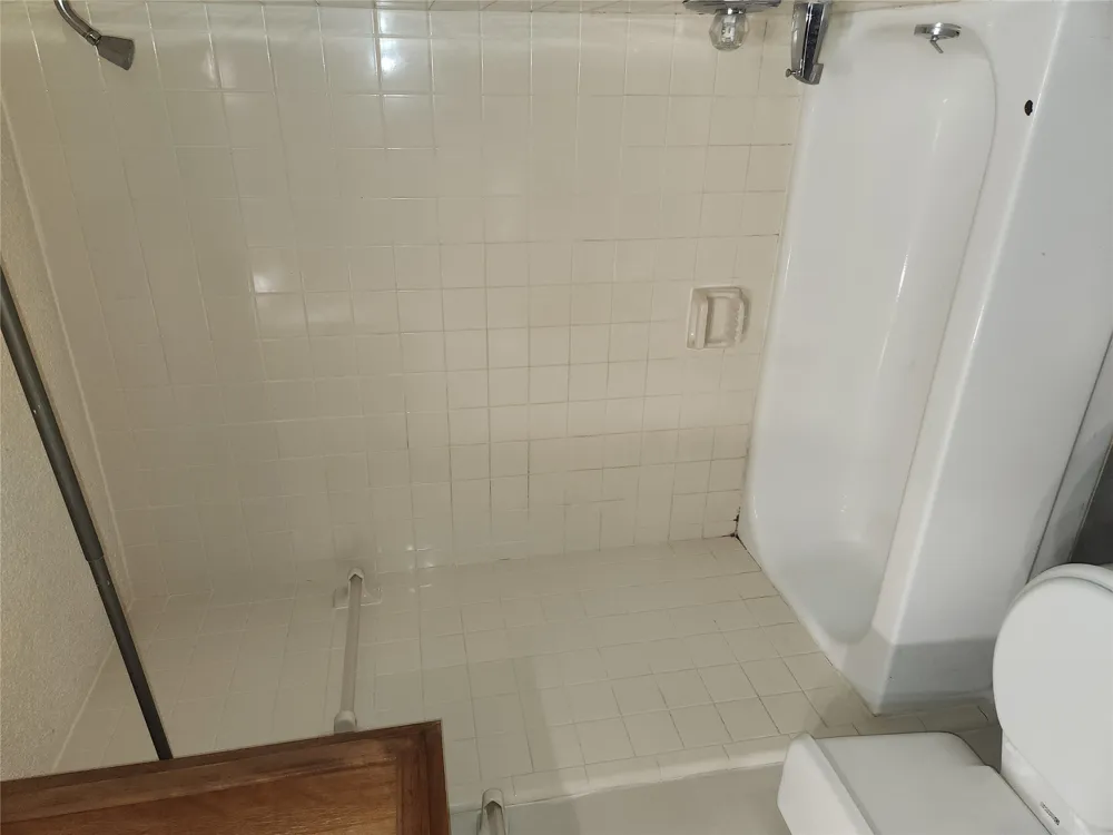11125 E 17 PLACE Tulsa, OK 74129