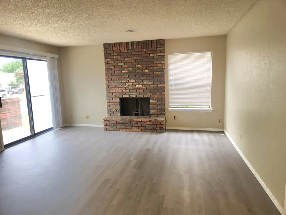 11125 E 17 PLACE Tulsa, OK 74129