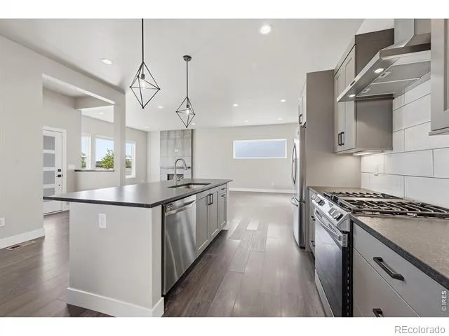 5197 School House Drive Timnath, CO 80547