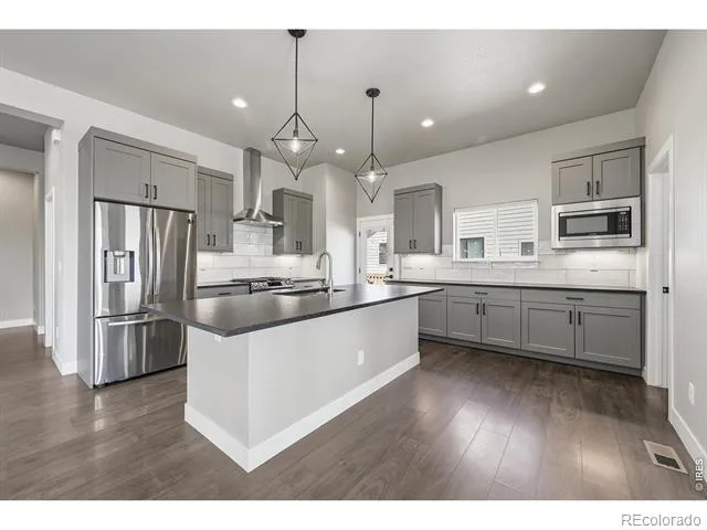 5197 School House Drive Timnath, CO 80547