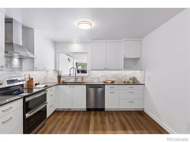 1494 Greenbriar Boulevard Boulder, CO 80305