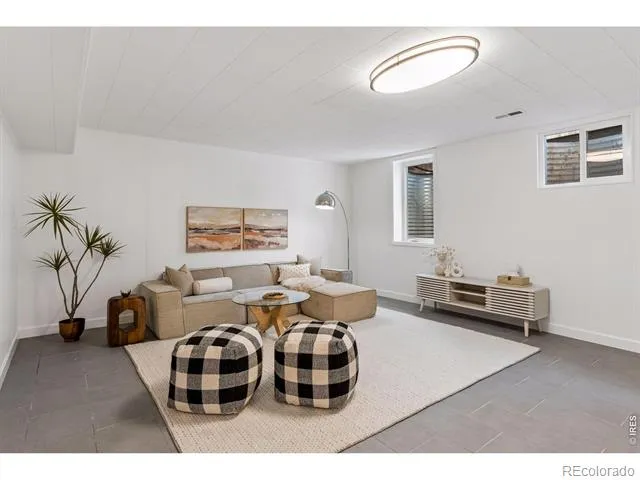 1494 Greenbriar Boulevard Boulder, CO 80305