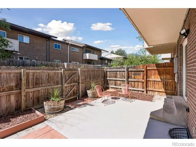 1494 Greenbriar Boulevard Boulder, CO 80305