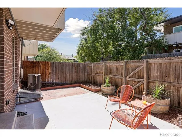 1494 Greenbriar Boulevard Boulder, CO 80305