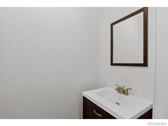 1939 Newland Court Lakewood, CO 80214