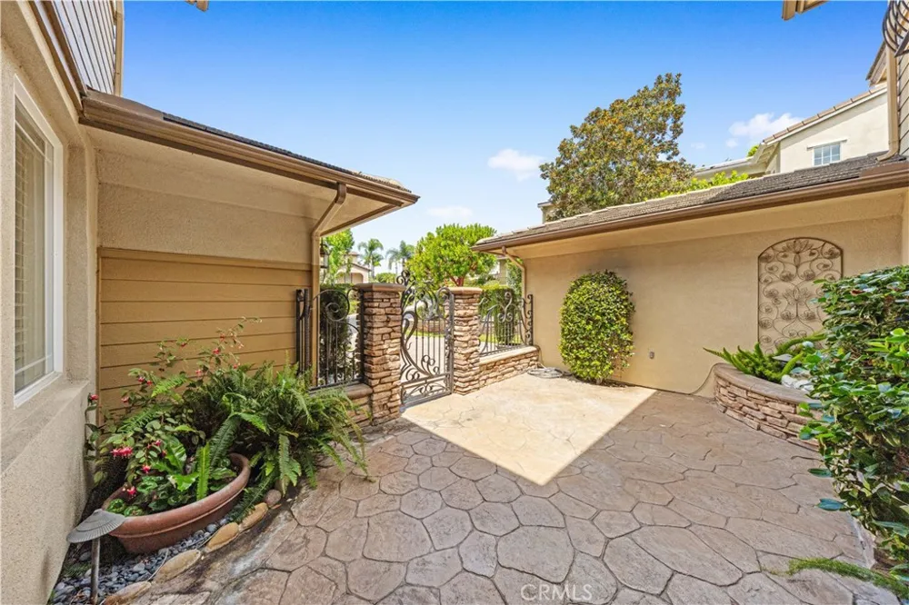26 Remington Aliso Viejo, CA 92656