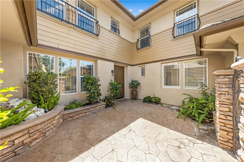 26 Remington Aliso Viejo, CA 92656