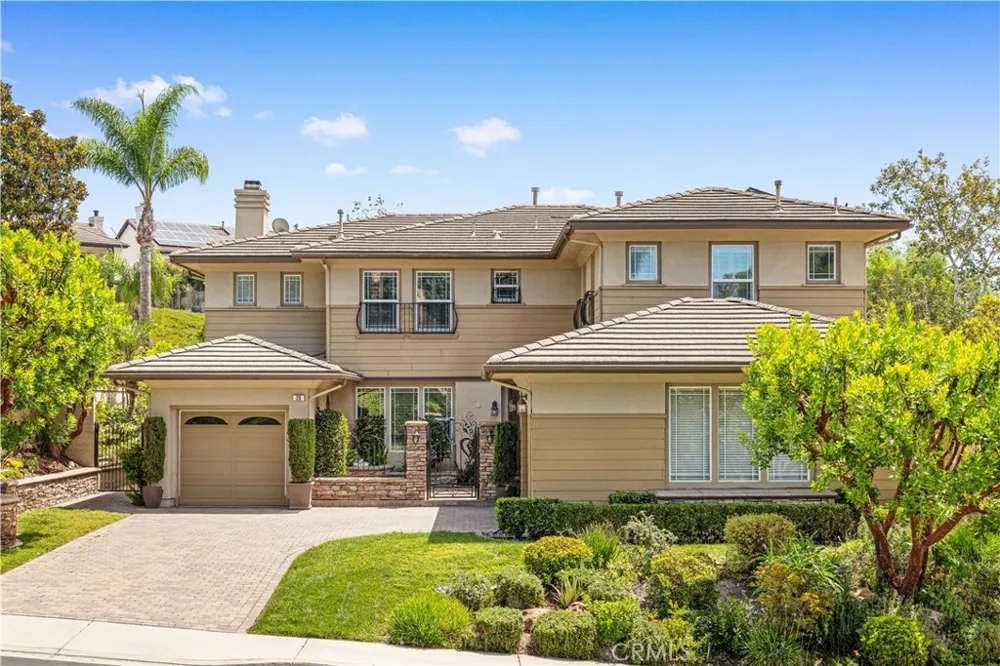 26 Remington Aliso Viejo, CA 92656