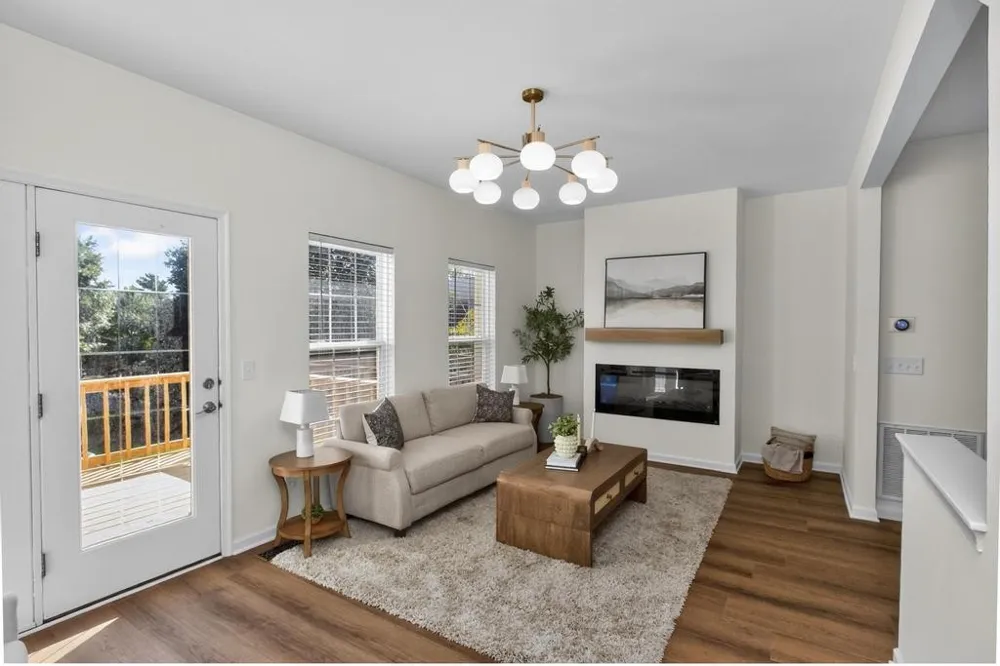 640 Huffine Manor Cir Franklin, TN 37067