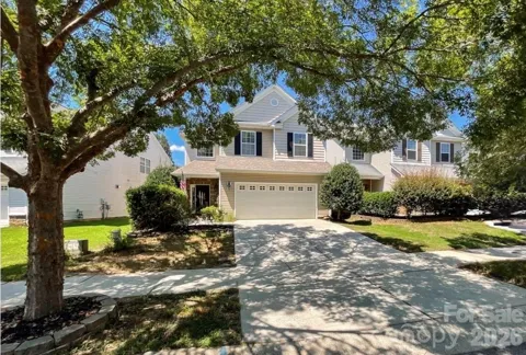 1033 Mountain Laurel Court