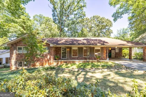2315 Lavista Woods Drive DR