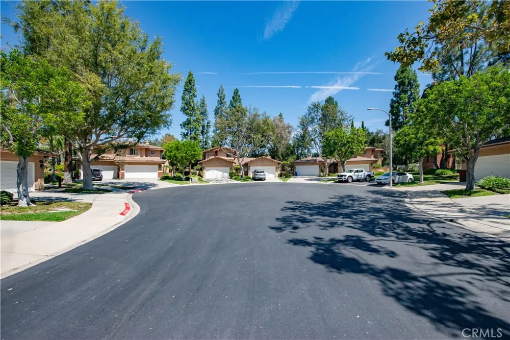 2464 Pleasant Grove Circle Thousand Oaks, CA 91362