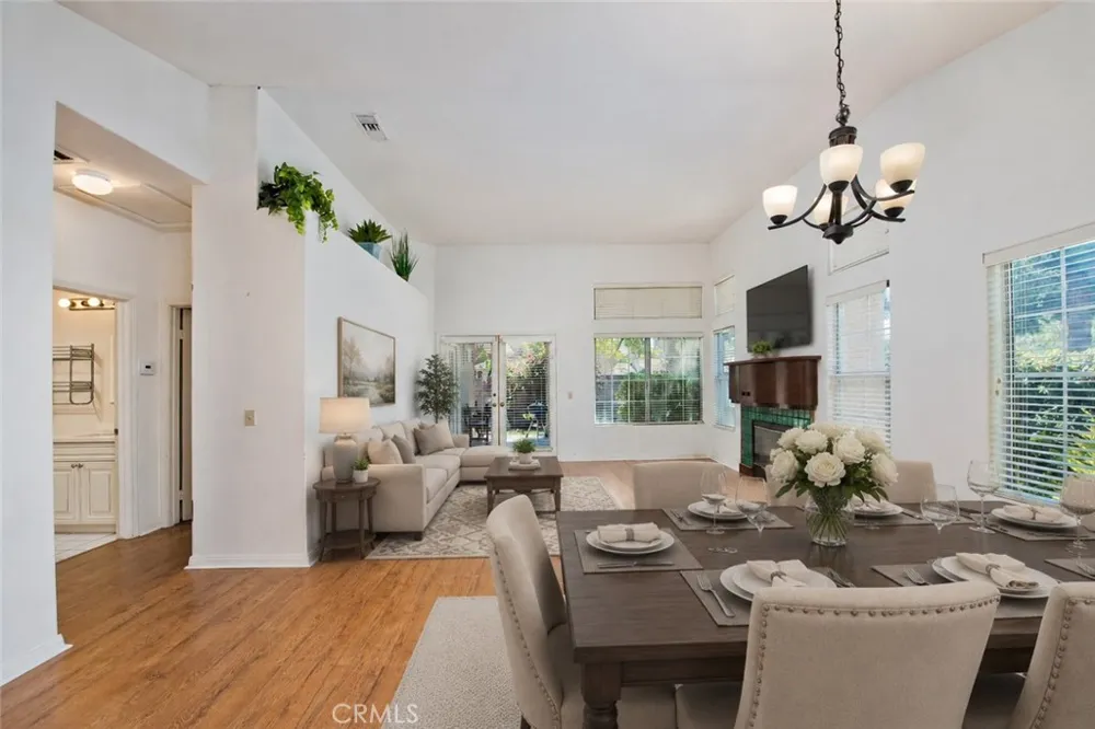 2464 Pleasant Grove Circle Thousand Oaks, CA 91362