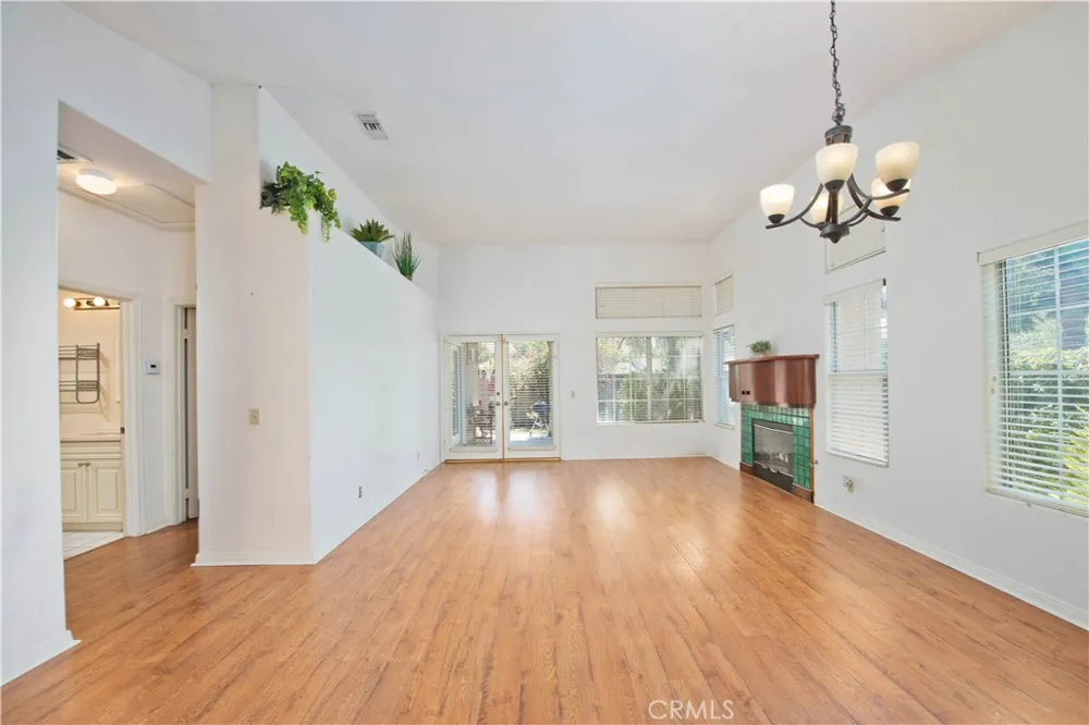 2464 Pleasant Grove Circle Thousand Oaks, CA 91362