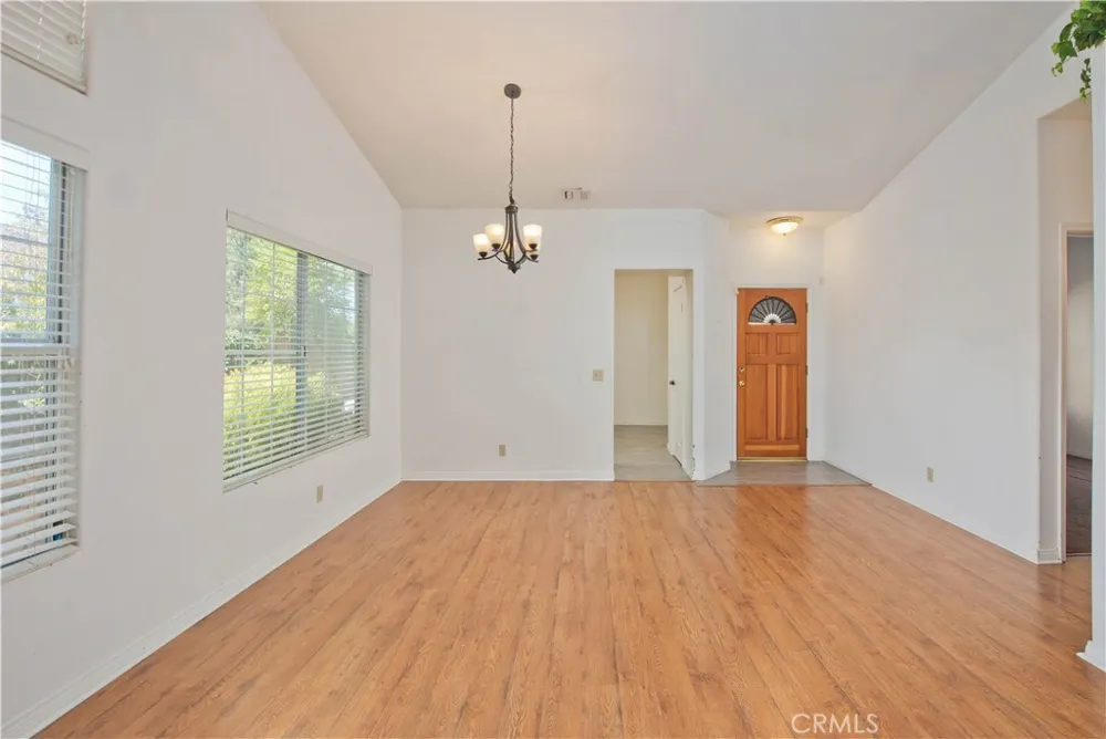 2464 Pleasant Grove Circle Thousand Oaks, CA 91362