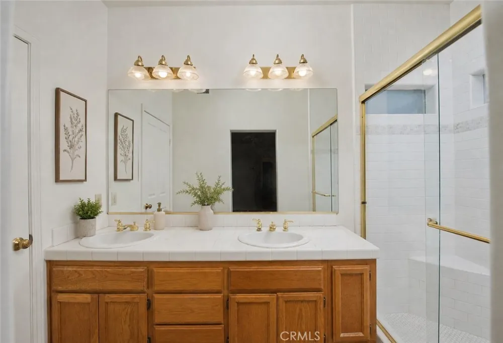 2464 Pleasant Grove Circle Thousand Oaks, CA 91362