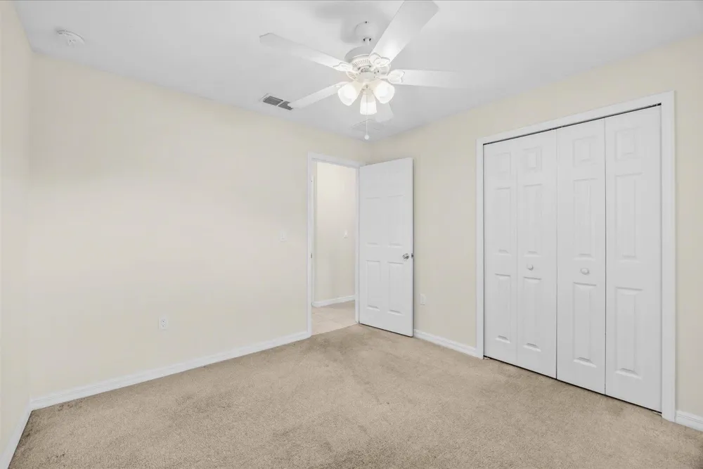 8736 98TH COURT Vero Beach, FL 32967
