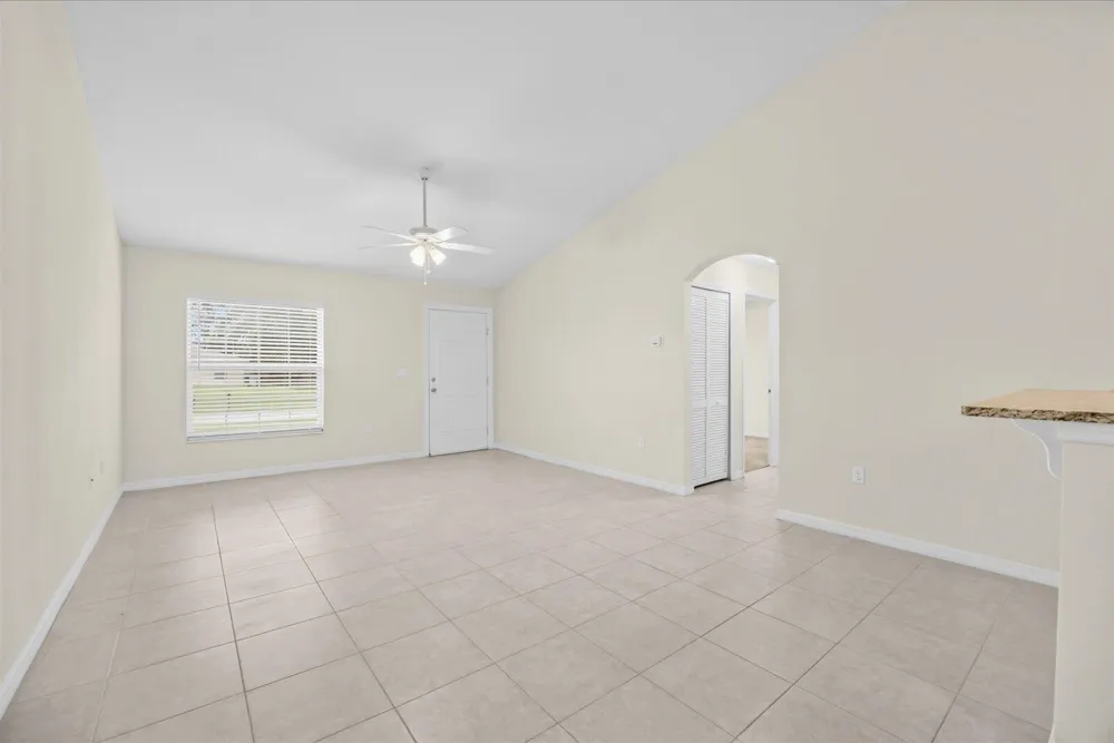 8736 98TH COURT Vero Beach, FL 32967