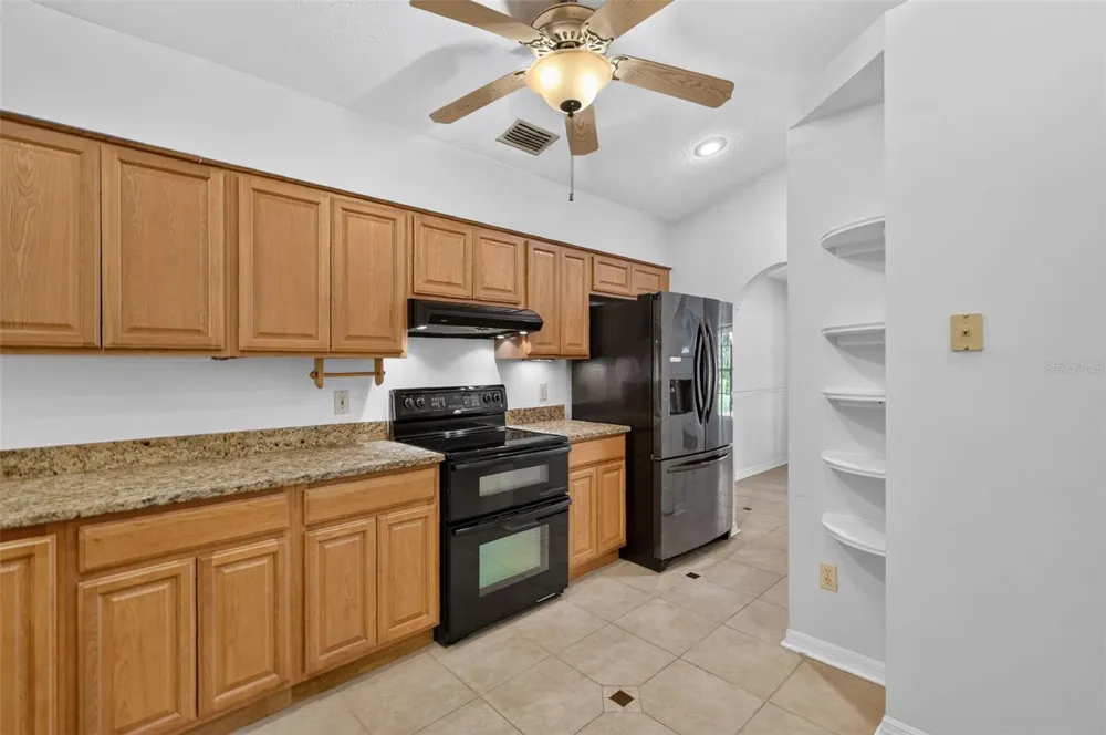 37130 COUNTY ROAD 439 Eustis, FL 32736
