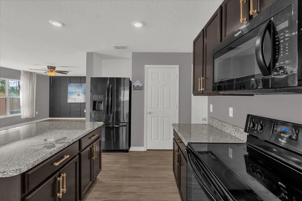 362 PRESERVE POINTE BOULEVARD Davenport, FL 33837