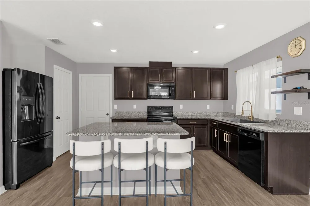 362 PRESERVE POINTE BOULEVARD Davenport, FL 33837