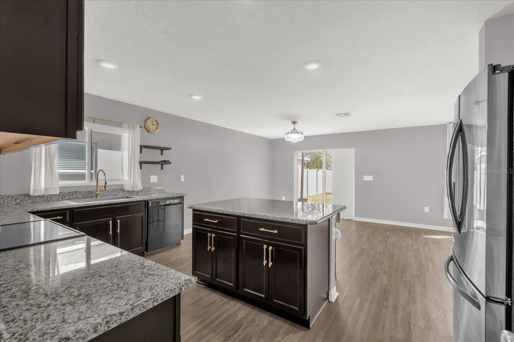 362 PRESERVE POINTE BOULEVARD Davenport, FL 33837