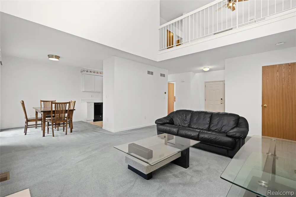 509 Winwood Circle Walled Lake City, MI 48390