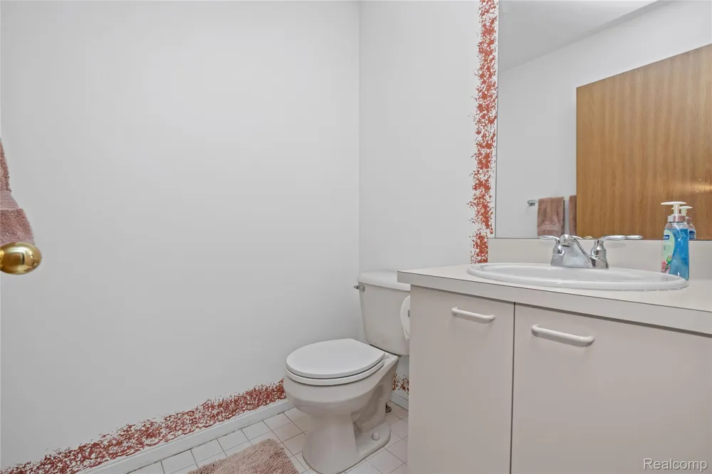 509 Winwood Circle Walled Lake City, MI 48390