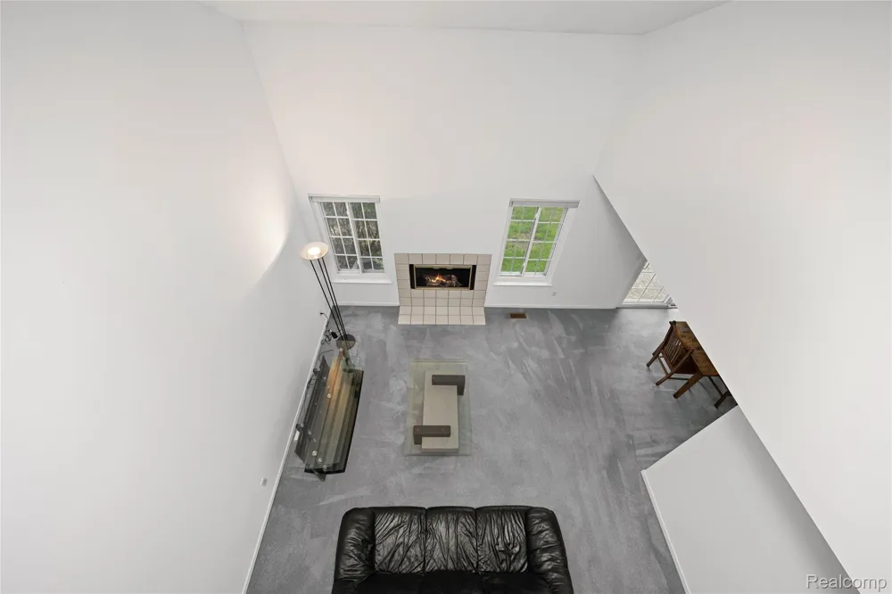509 Winwood Circle Walled Lake City, MI 48390