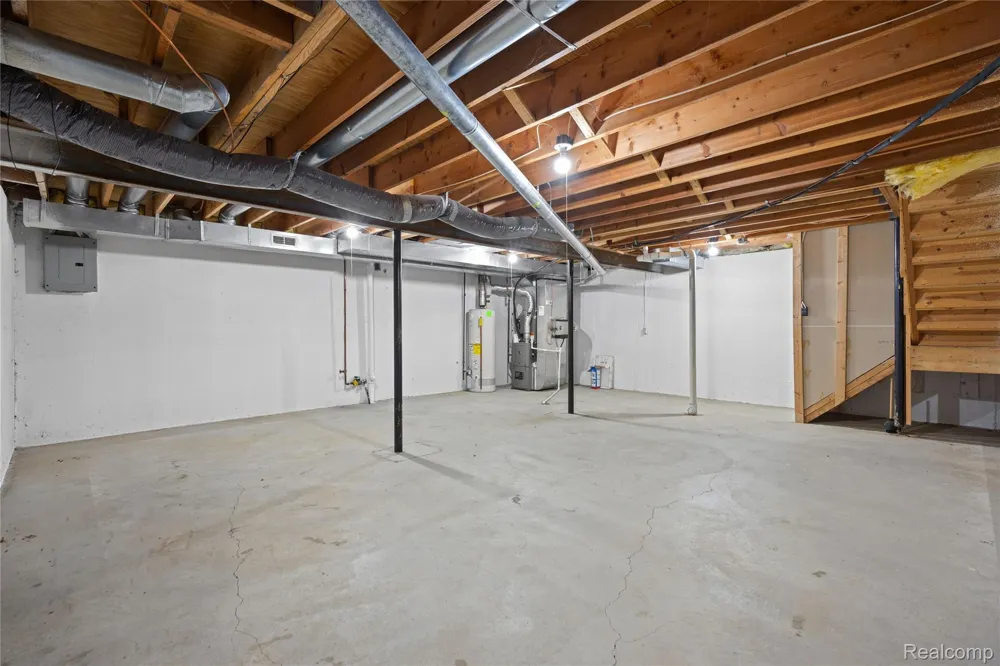 509 Winwood Circle Walled Lake City, MI 48390