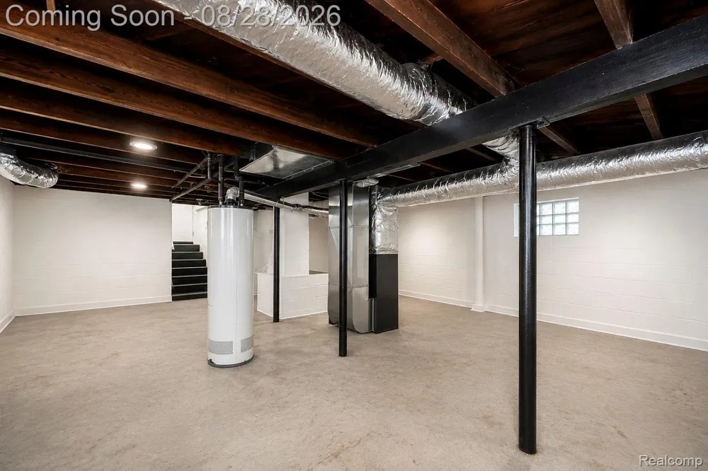 541 Clinton Street Wyandotte City, MI 48192
