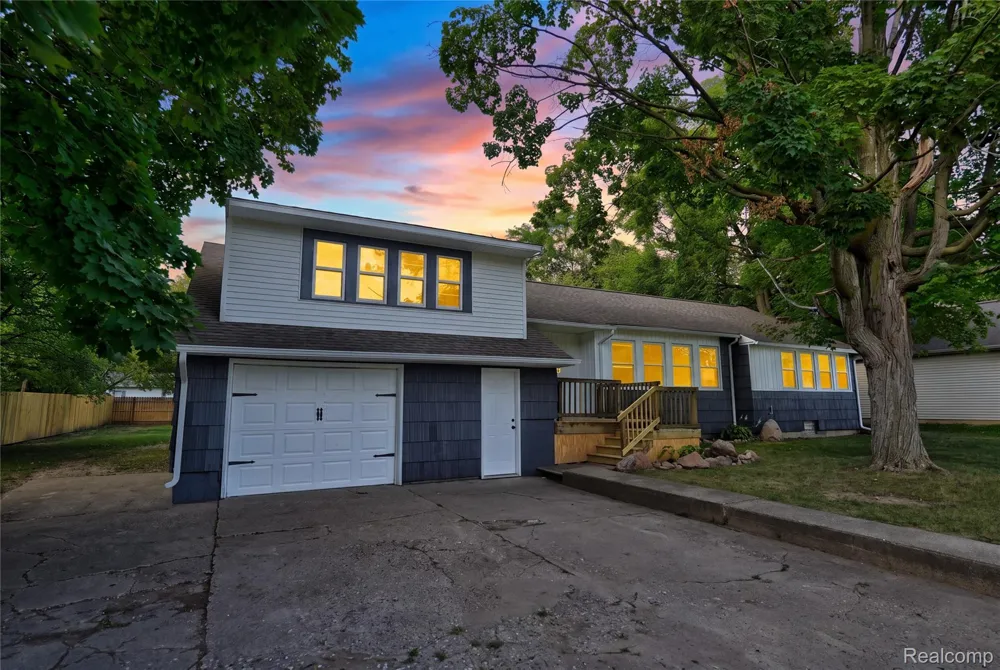 2357 Southampton Avenue Grand Blanc Charter Township, MI 48507