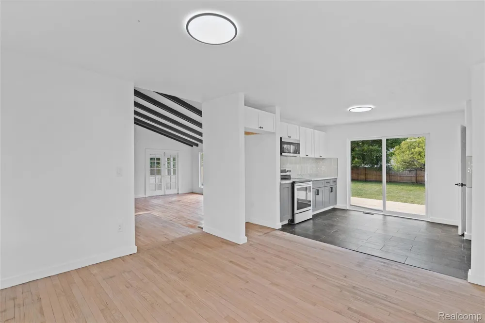 2357 Southampton Avenue Grand Blanc Charter Township, MI 48507