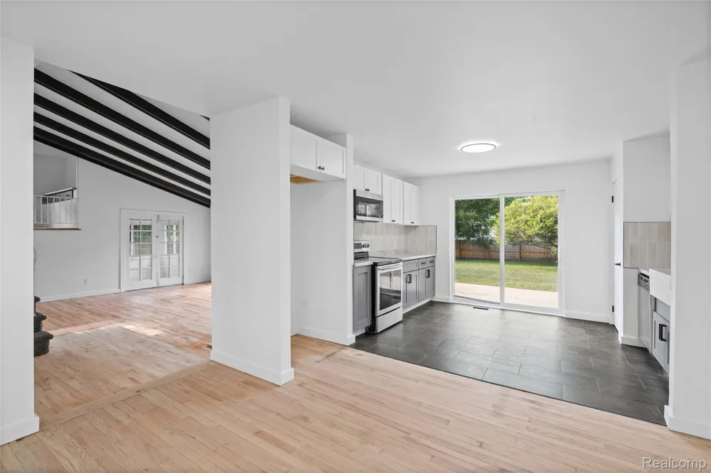 2357 Southampton Avenue Grand Blanc Charter Township, MI 48507