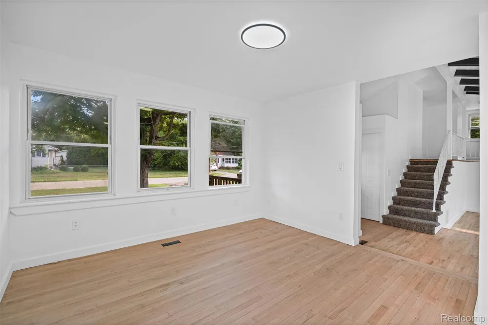 2357 Southampton Avenue Grand Blanc Charter Township, MI 48507