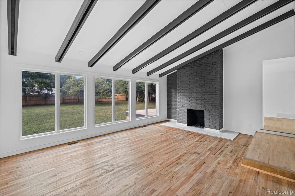 2357 Southampton Avenue Grand Blanc Charter Township, MI 48507
