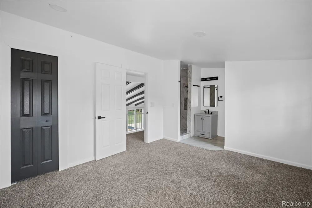 2357 Southampton Avenue Grand Blanc Charter Township, MI 48507
