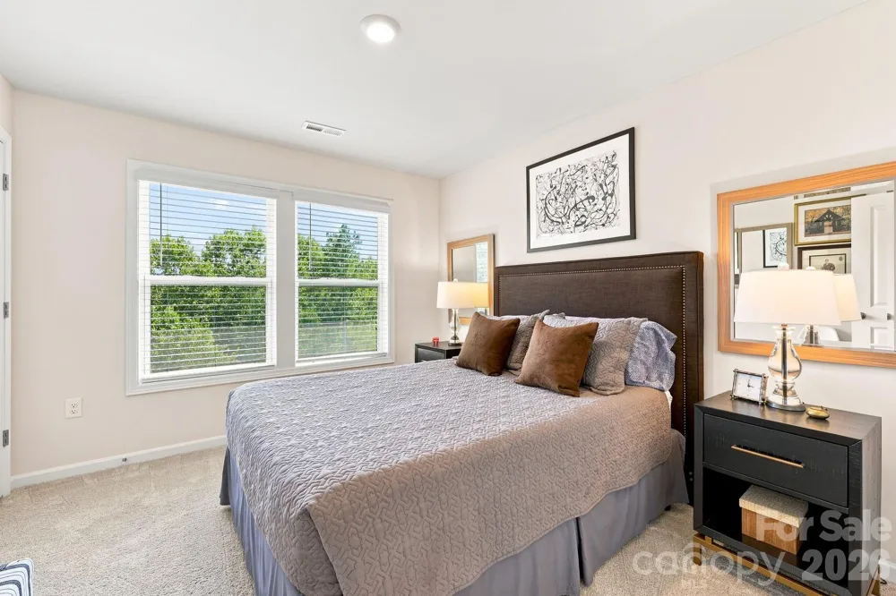 198 Creekview Road Hendersonville, NC 28792