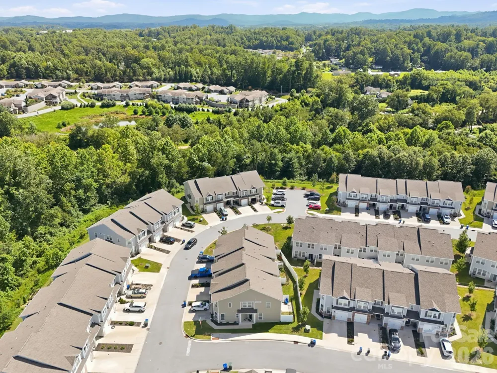 198 Creekview Road Hendersonville, NC 28792