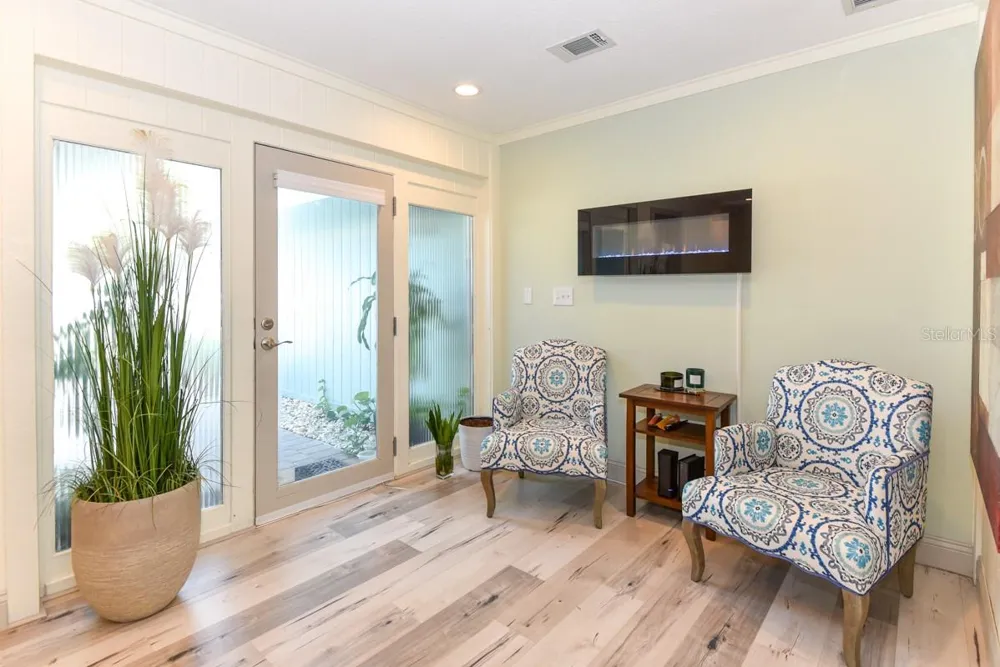 213 RIVERBEND ROAD Ormond Beach, FL 32174