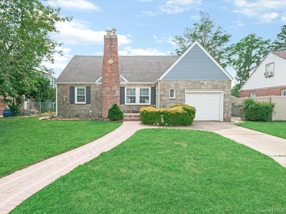 596 Terrace Place Baldwin, NY 11510