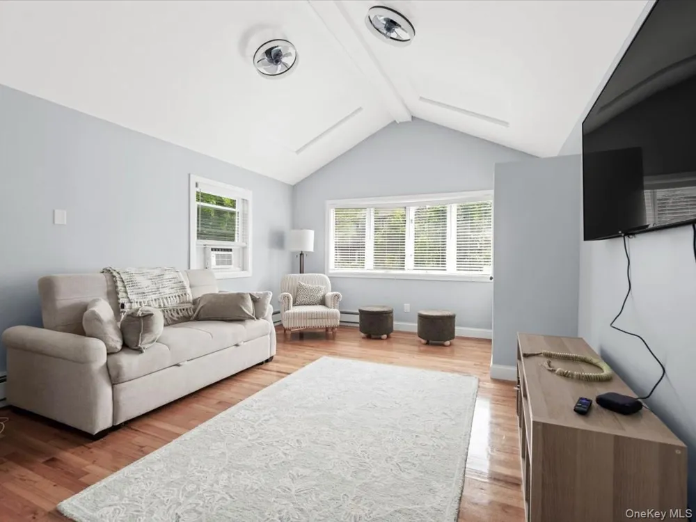 596 Terrace Place Baldwin, NY 11510