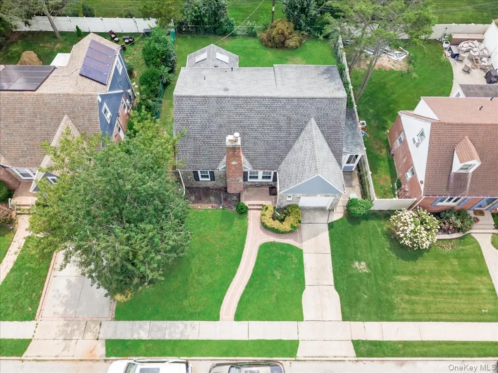 596 Terrace Place Baldwin, NY 11510