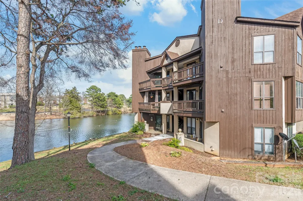 8155 Cedar Glen Drive Charlotte, NC 28212